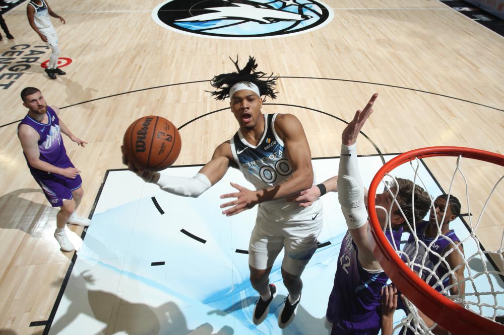 得不堪一击 得不堪一击